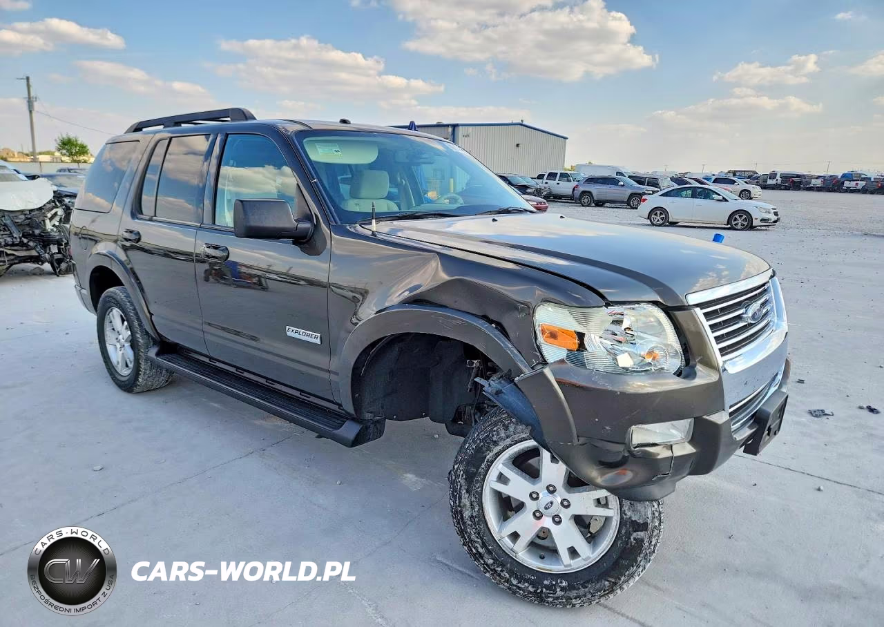 2008 Ford Explorer Xlt VIN:1FMEU63E78UA67179 - 4