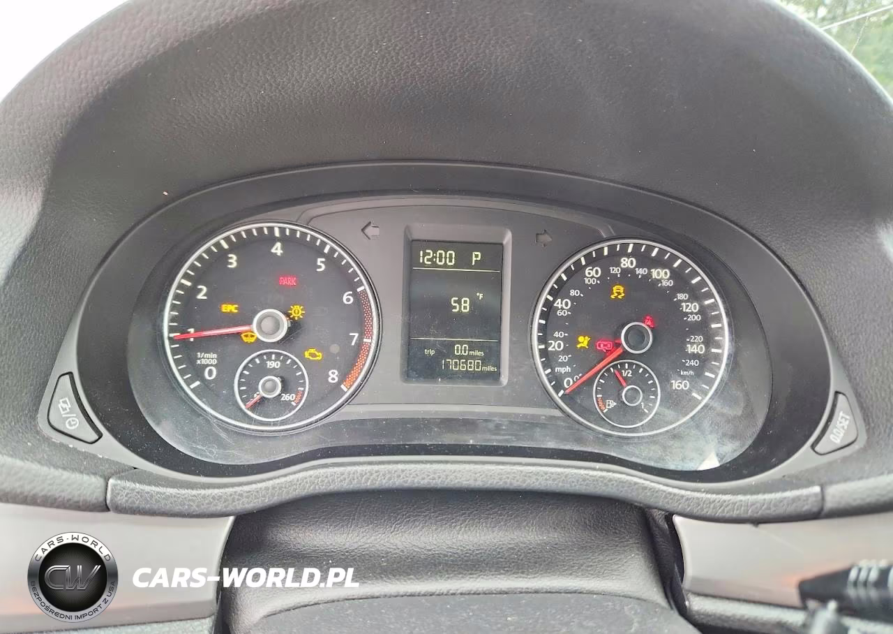2014 Volkswagen Passat S VIN:1VWAT7A32EC083513 - 9