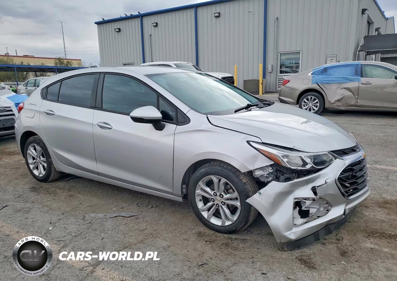 2019 Chevrolet Cruze Ls VIN:3G1BC6SM9KS603746 - 4