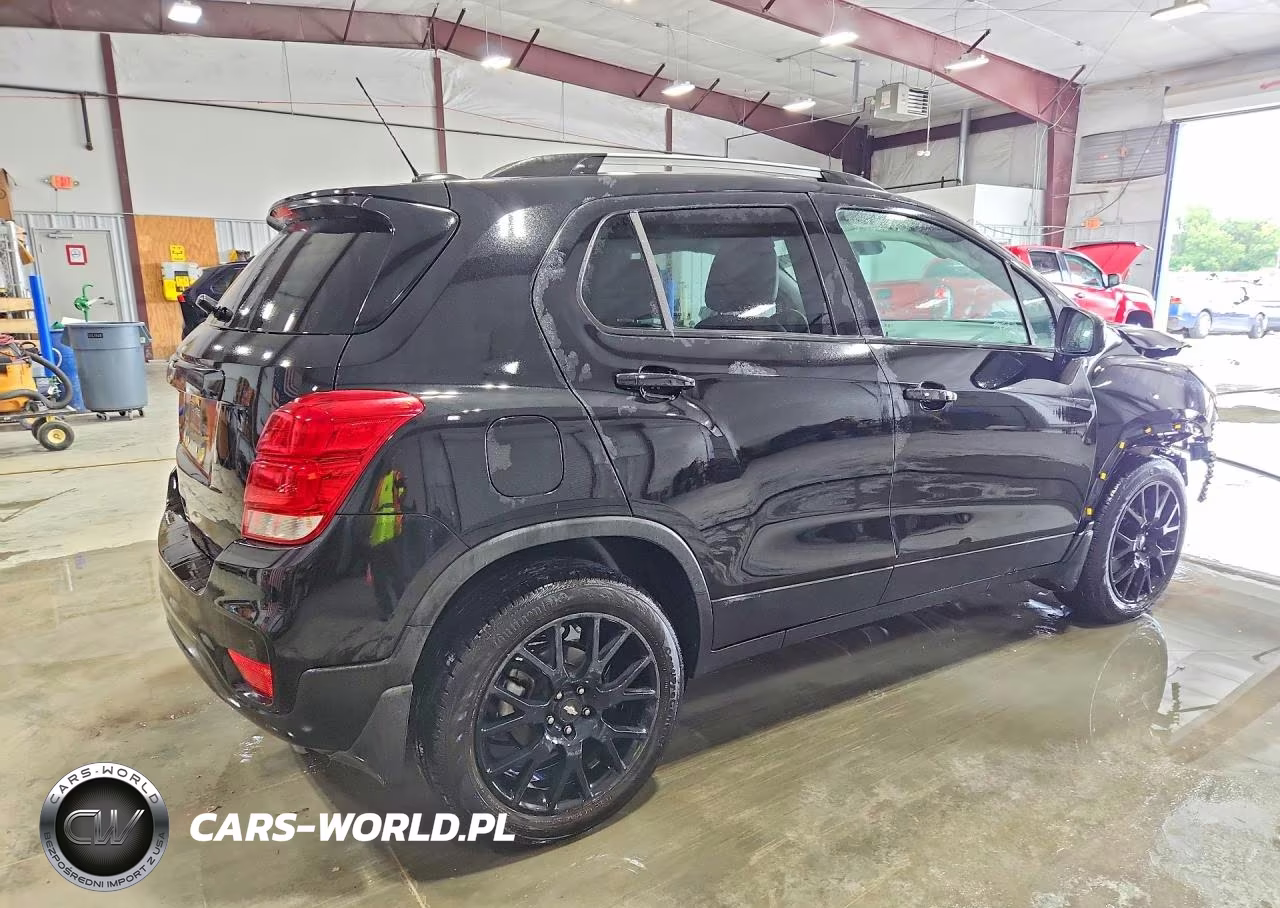2022 Chevrolet Trax 1Lt VIN:KL7CJPSM2NB528098 - 3