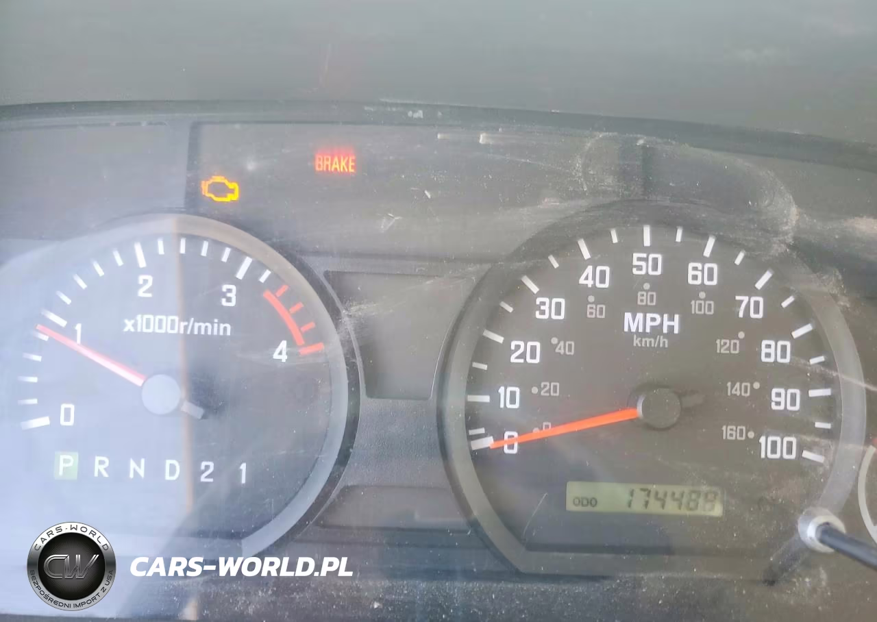 2010 Isuzu Npr Box Truck VIN:JALC4W160A7002779 - 9