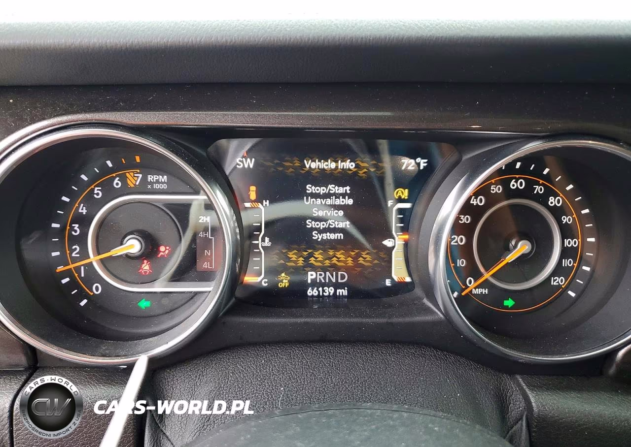 2019 Jeep Wrangler Unlimited Sahara VIN:1C4HJXEGXKW638500 - 9