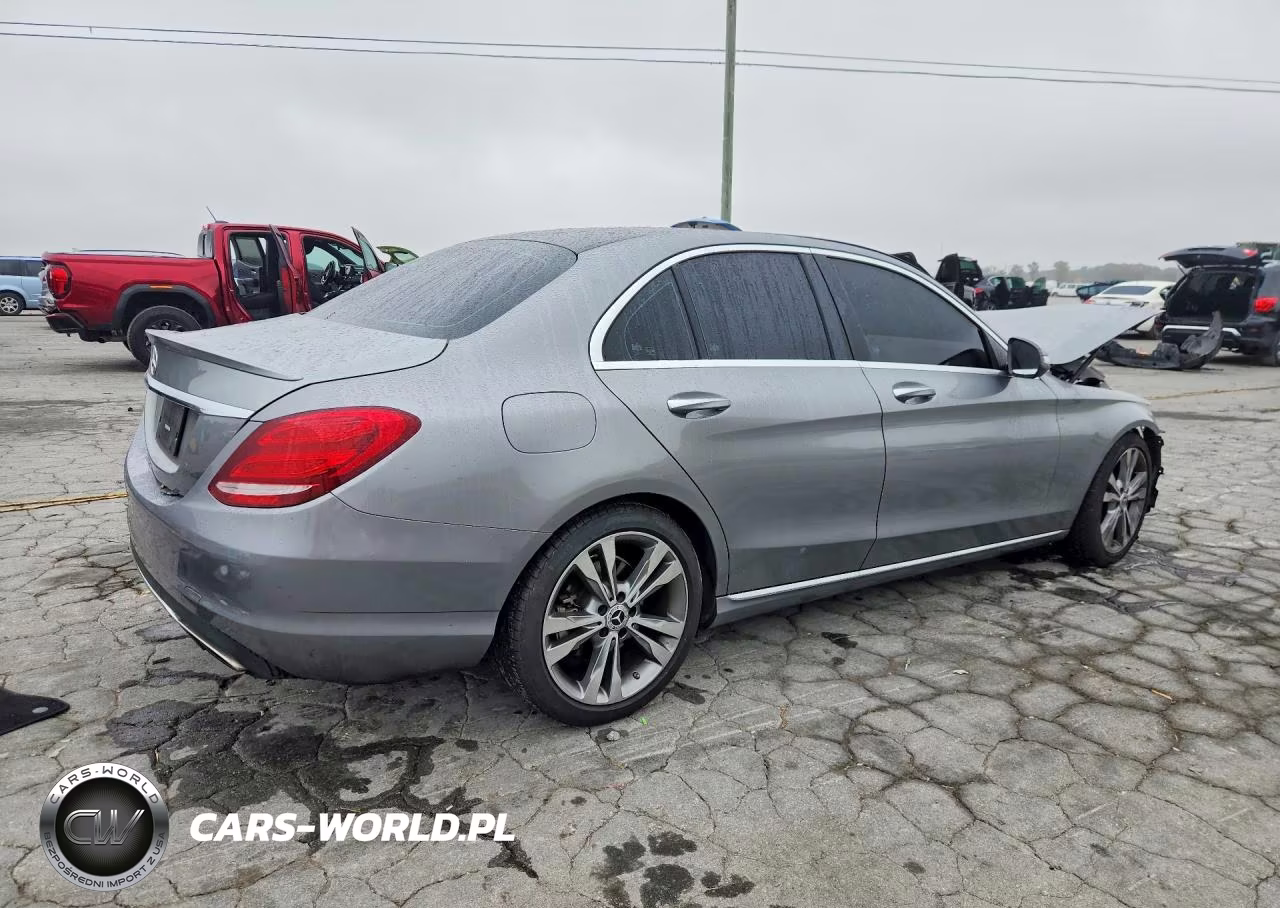 2016 Mercedes-Benz C 300 VIN:55SWF4JB7GU150312 - 3