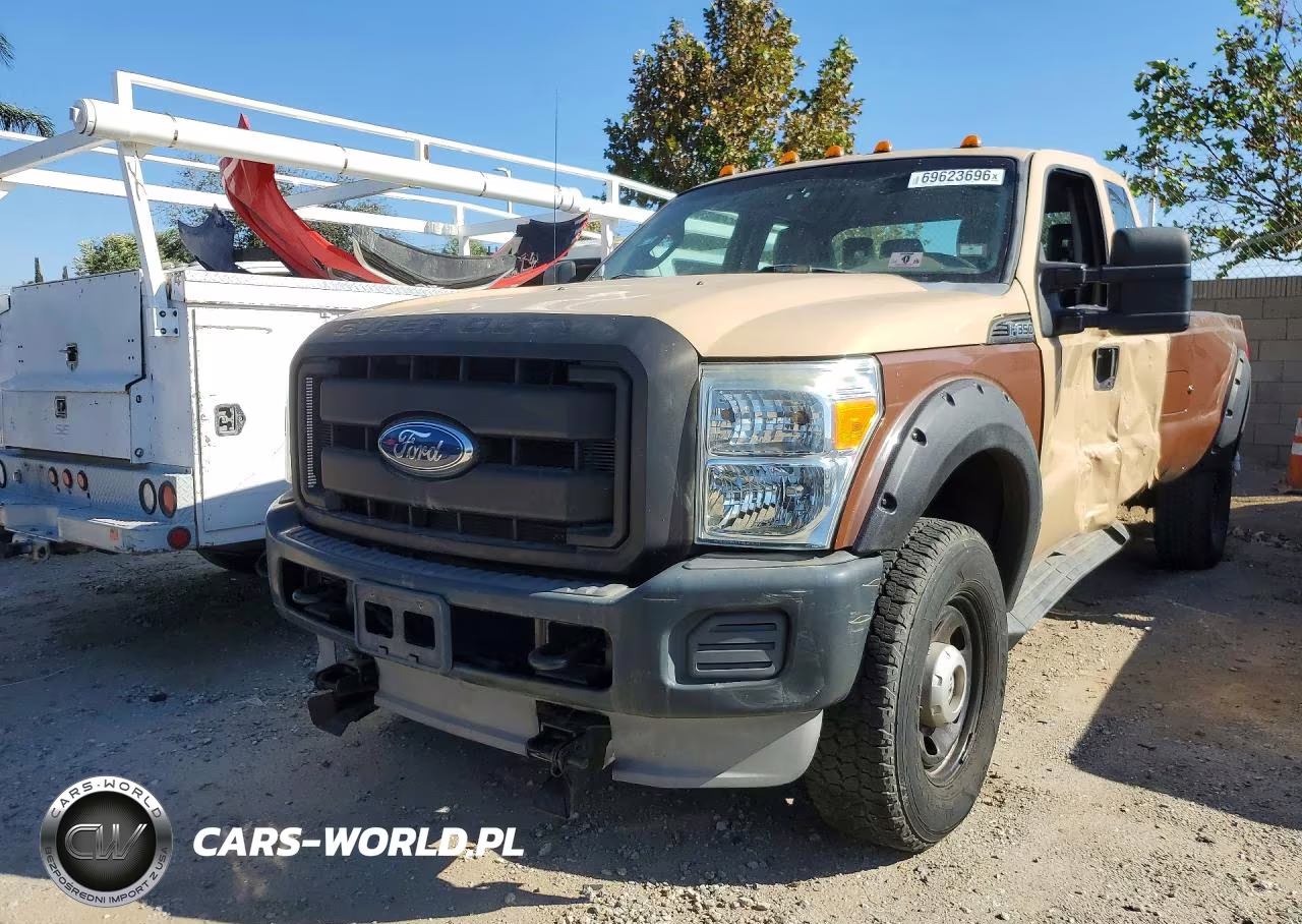 2011 Ford F350 Super Duty VIN:1FT8X3B64BEC42393 - 1