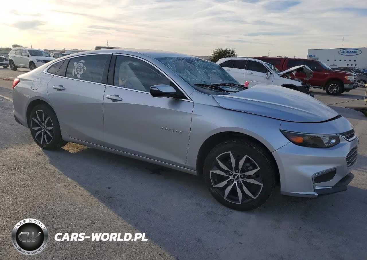 2018 Chevrolet Malibu Lt VIN:1G1ZD5ST6JF260734 - 4