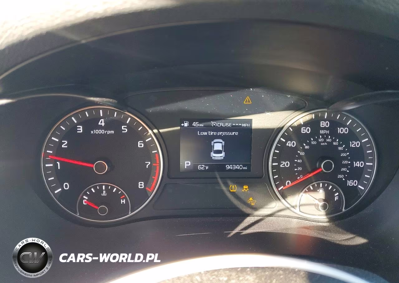 2019 Kia Optima Lx VIN:5XXGT4L3XKG294608 - 9