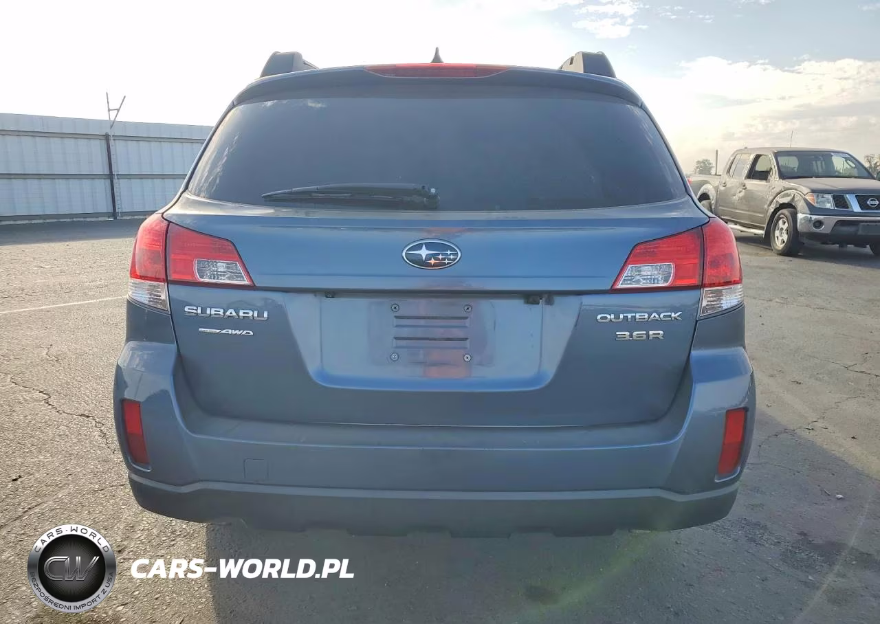 2014 Subaru Outback 3.6R Limited VIN:4S4BRDNC9E2203601 - 6