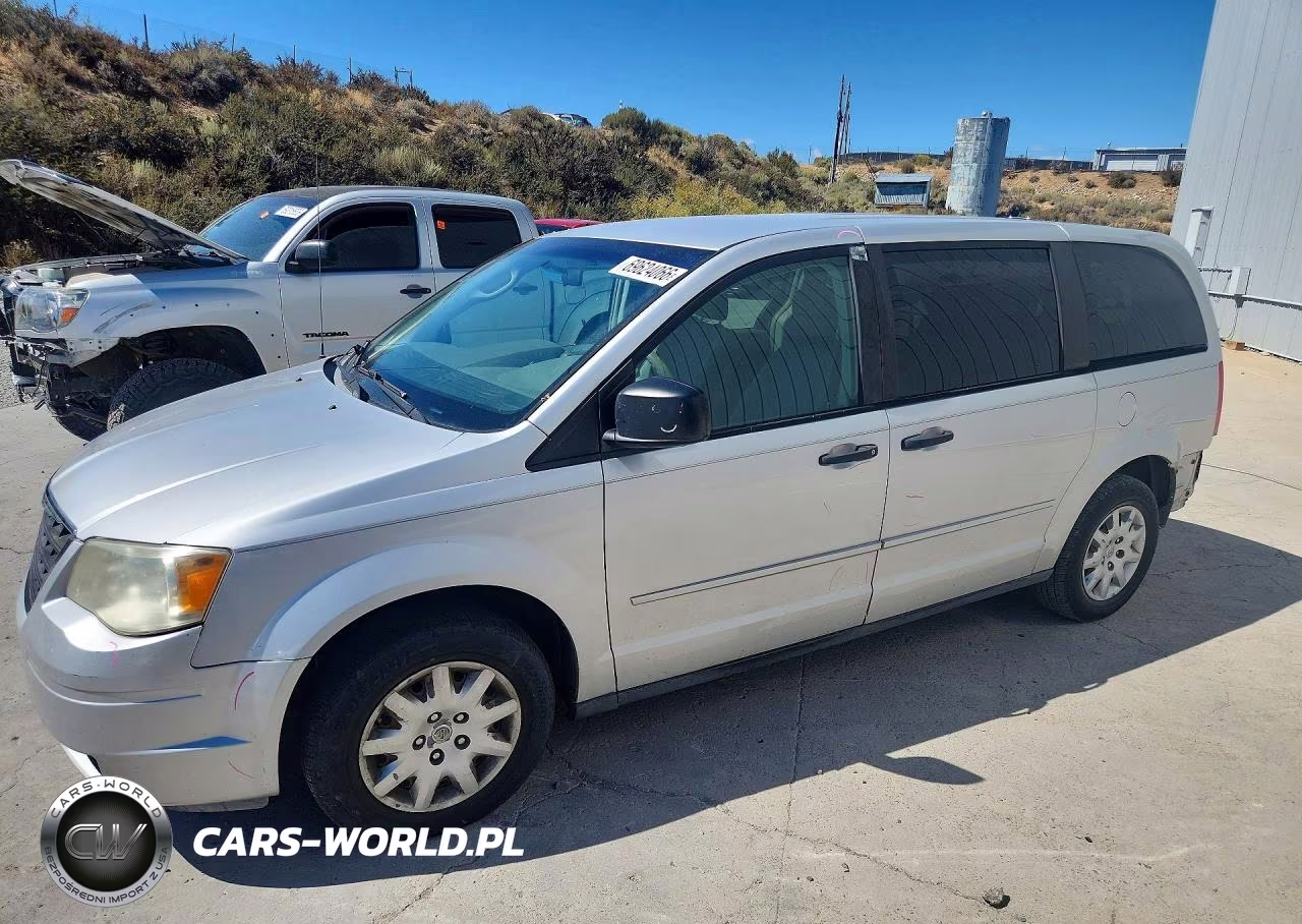 2008 Chrysler Town & Country Lx