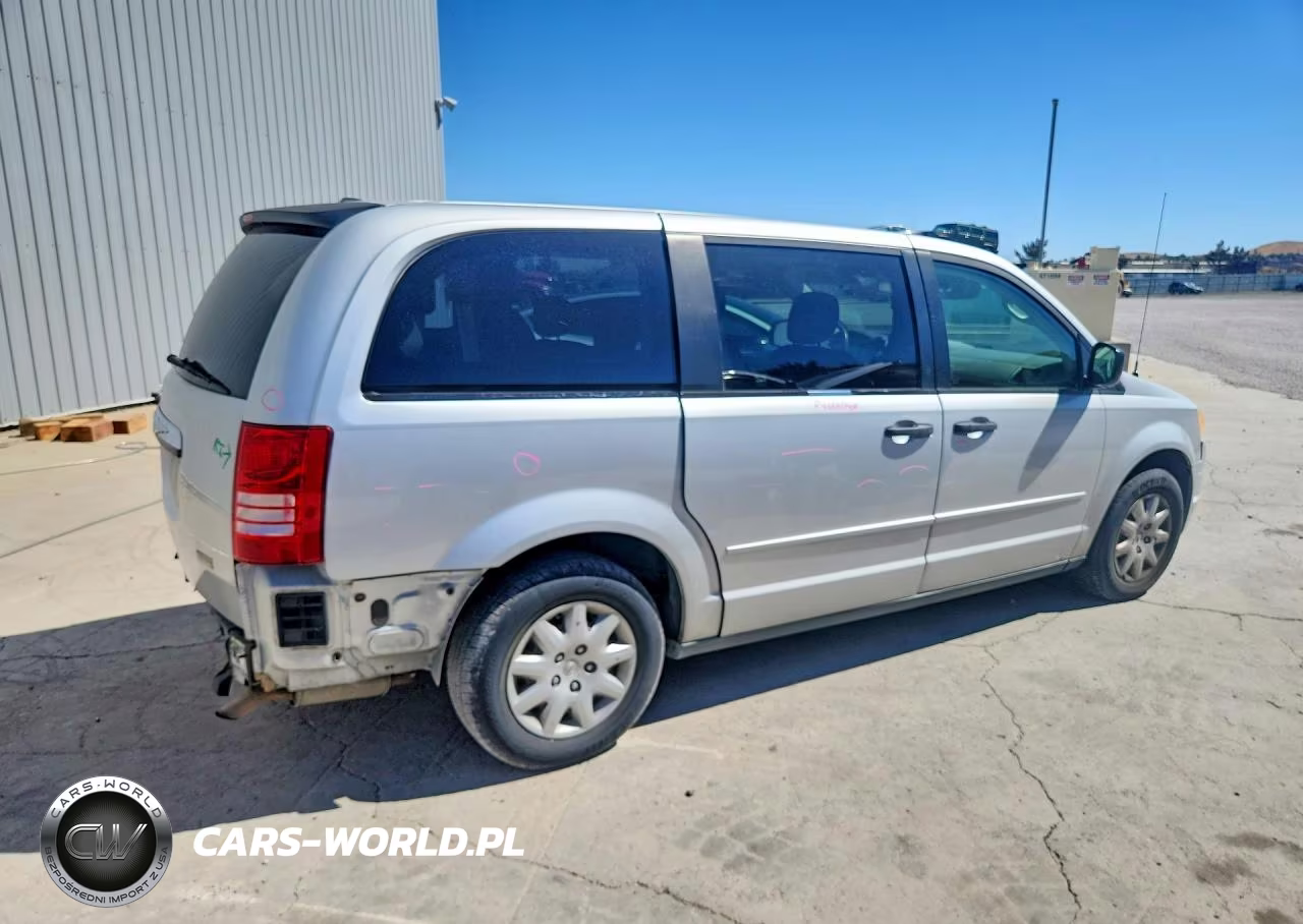 2008 Chrysler Town & Country Lx VIN:2A8HR44H08R726855 - 3