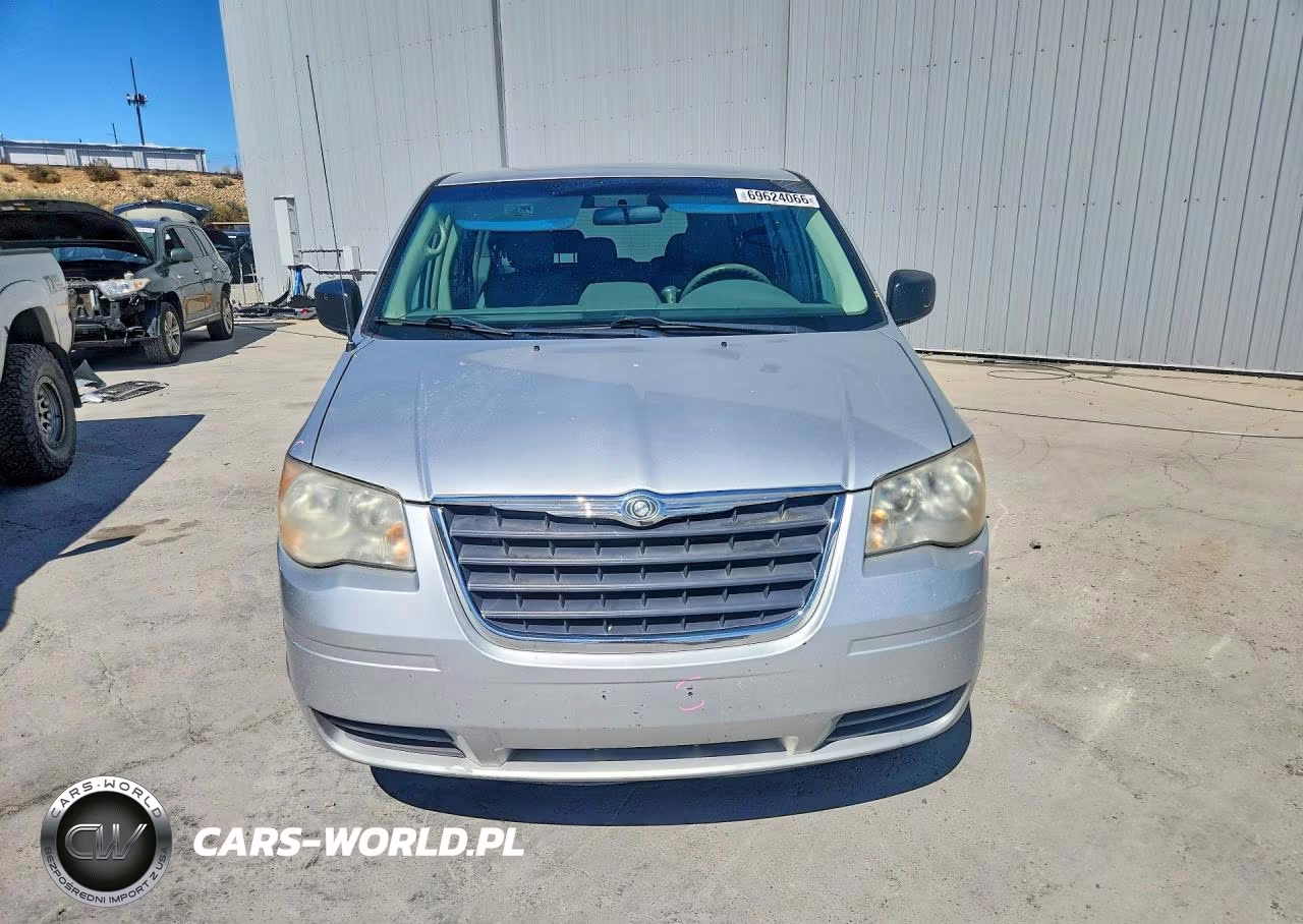 2008 Chrysler Town & Country Lx VIN:2A8HR44H08R726855 - 5
