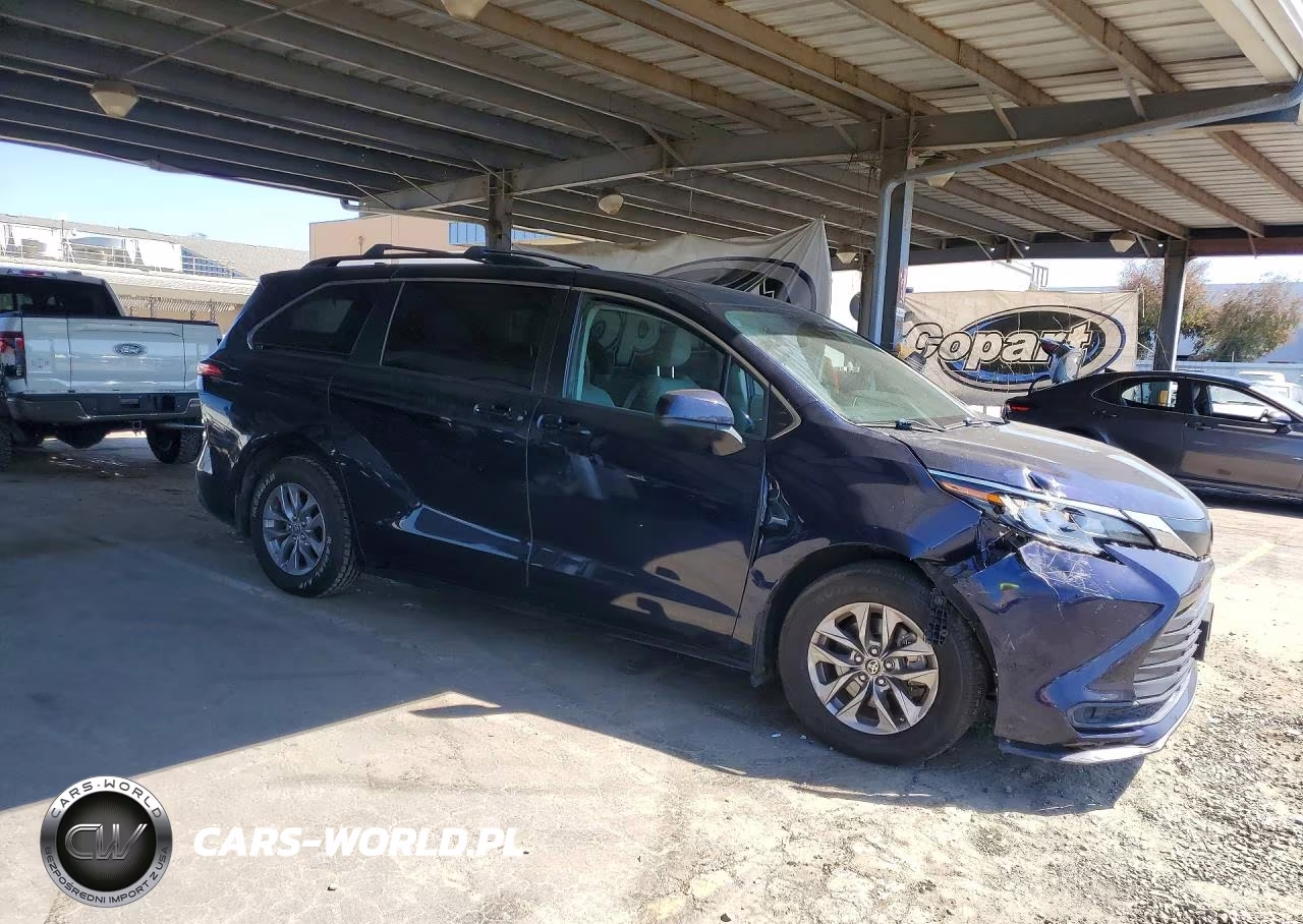 2022 Toyota Sienna Le VIN:5TDKRKEC3NS089936 - 4