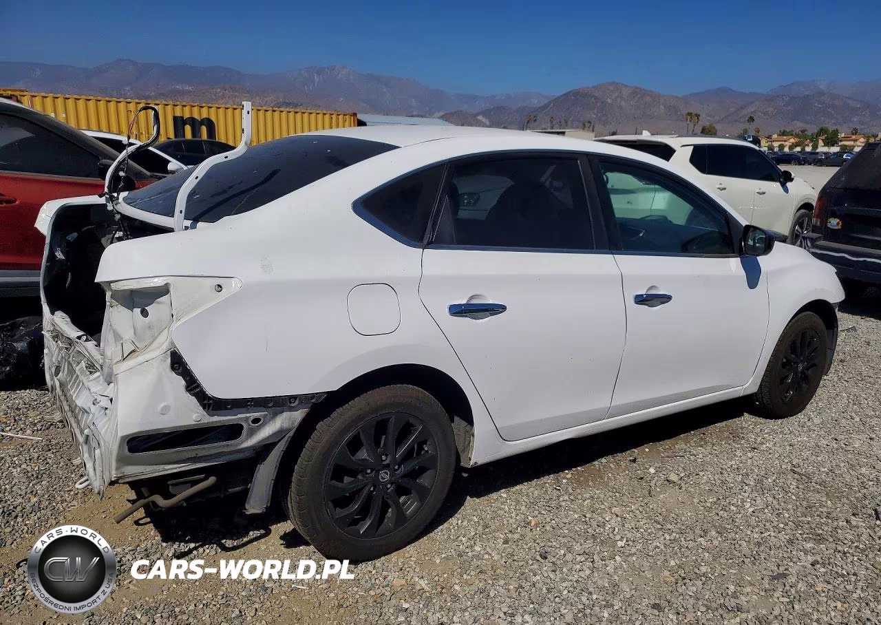 2018 Nissan Sentra S VIN:3N1AB7AP4JY249527 - 3