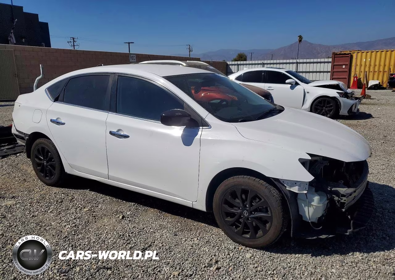 2018 Nissan Sentra S VIN:3N1AB7AP4JY249527 - 4