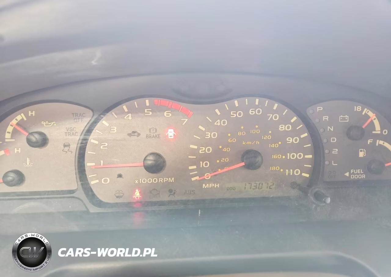 2003 Toyota Sequoia Sr5 VIN:5TDZT34A43S166610 - 9