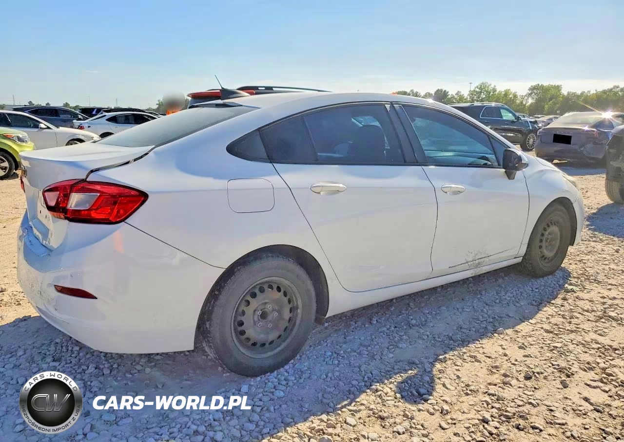 2017 Chevrolet Cruze Ls VIN:3G1BC5SM7HS566585 - 3