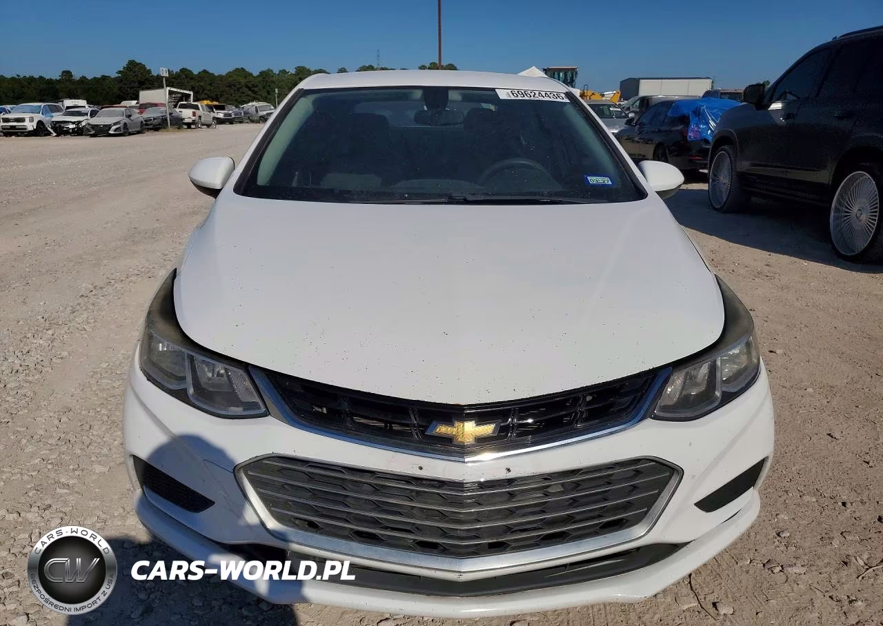 2017 Chevrolet Cruze Ls VIN:3G1BC5SM7HS566585 - 5