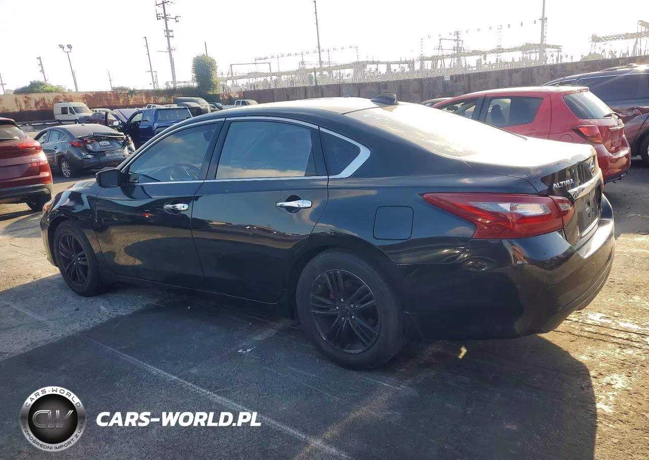 2018 Nissan Altima 2.5 S VIN:1N4AL3AP7JC154929 - 2
