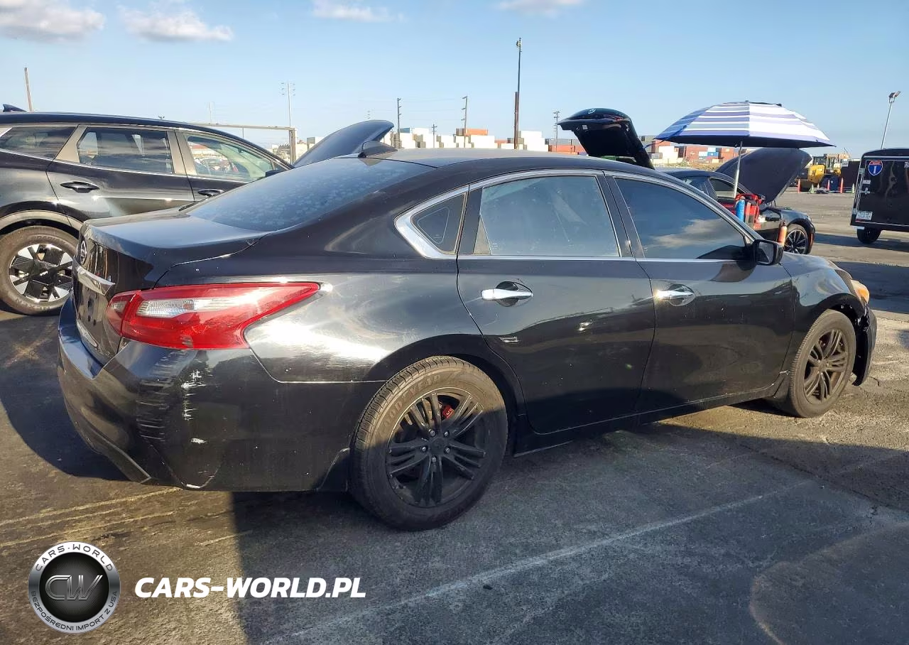 2018 Nissan Altima 2.5 S VIN:1N4AL3AP7JC154929 - 3