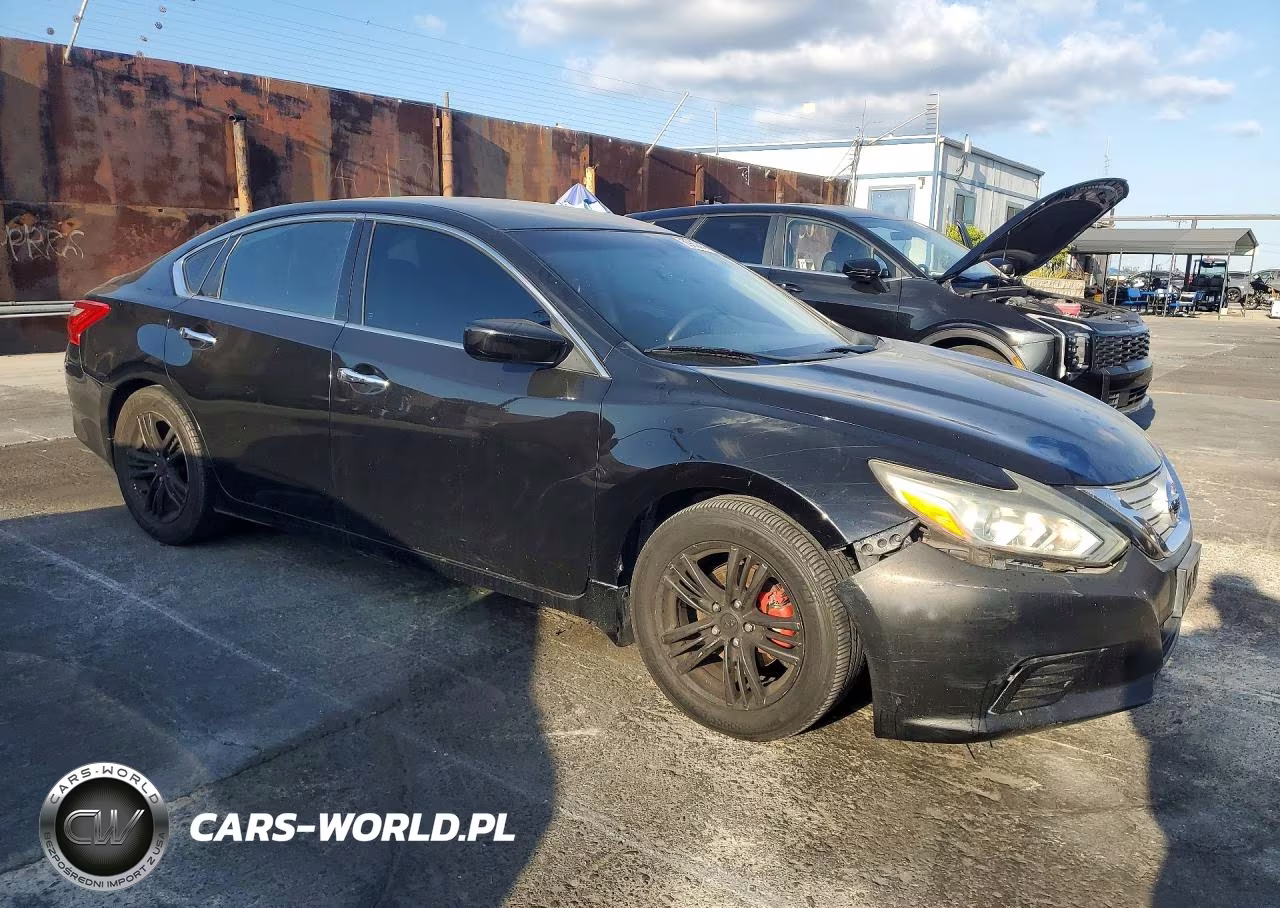 2018 Nissan Altima 2.5 S VIN:1N4AL3AP7JC154929 - 4