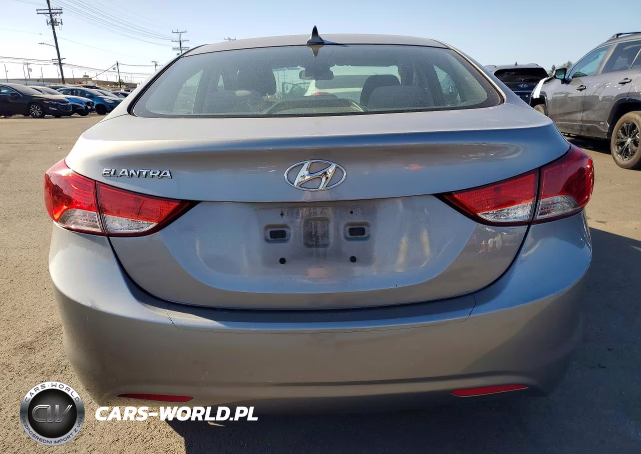 2013 Hyundai Elantra Gls VIN:KMHDH4AE5DU515890 - 6