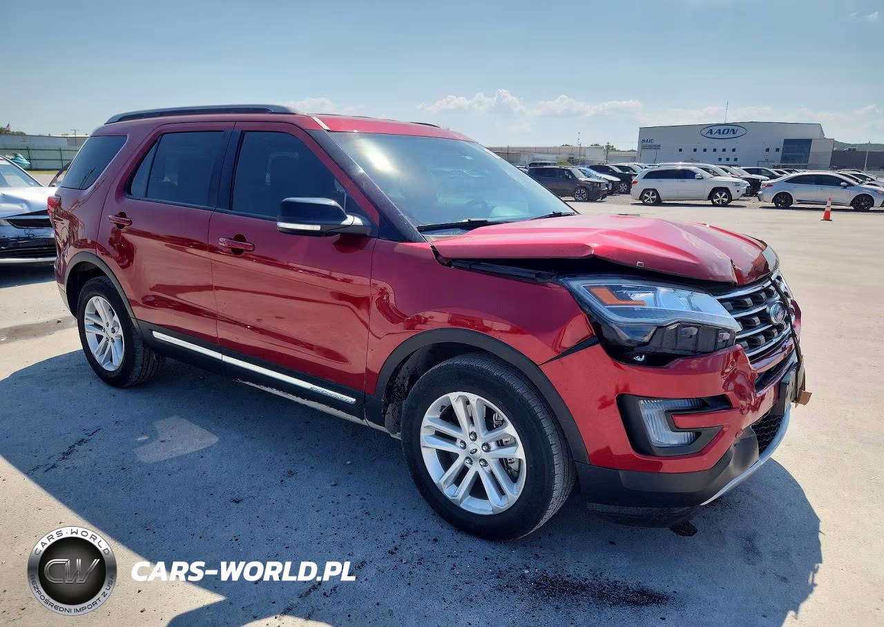2017 Ford Explorer Xlt VIN:1FM5K7D80HGC76332 - 4