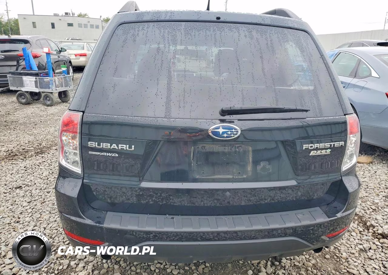 2013 Subaru Forester 2.5X Premium VIN:JF2SHADC7DH410914 - 6
