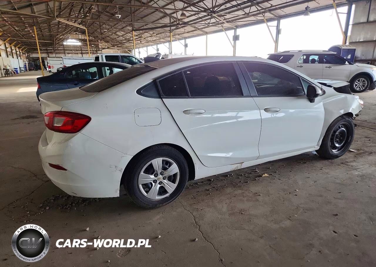 2017 Chevrolet Cruze Ls VIN:1G1BC5SM2H7270193 - 3