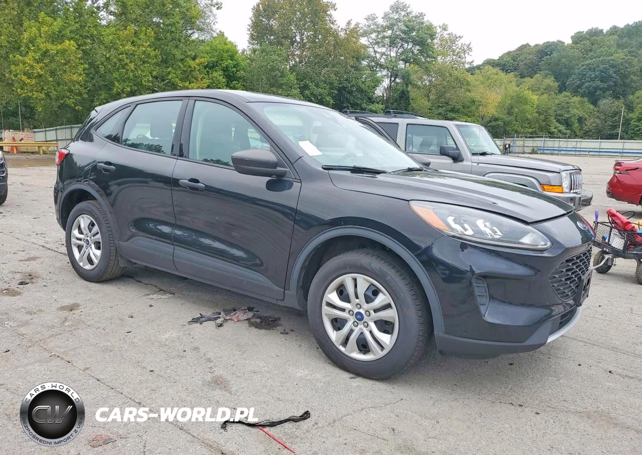 2020 Ford Escape S VIN:1FMCU9F66LUB61186 - 4