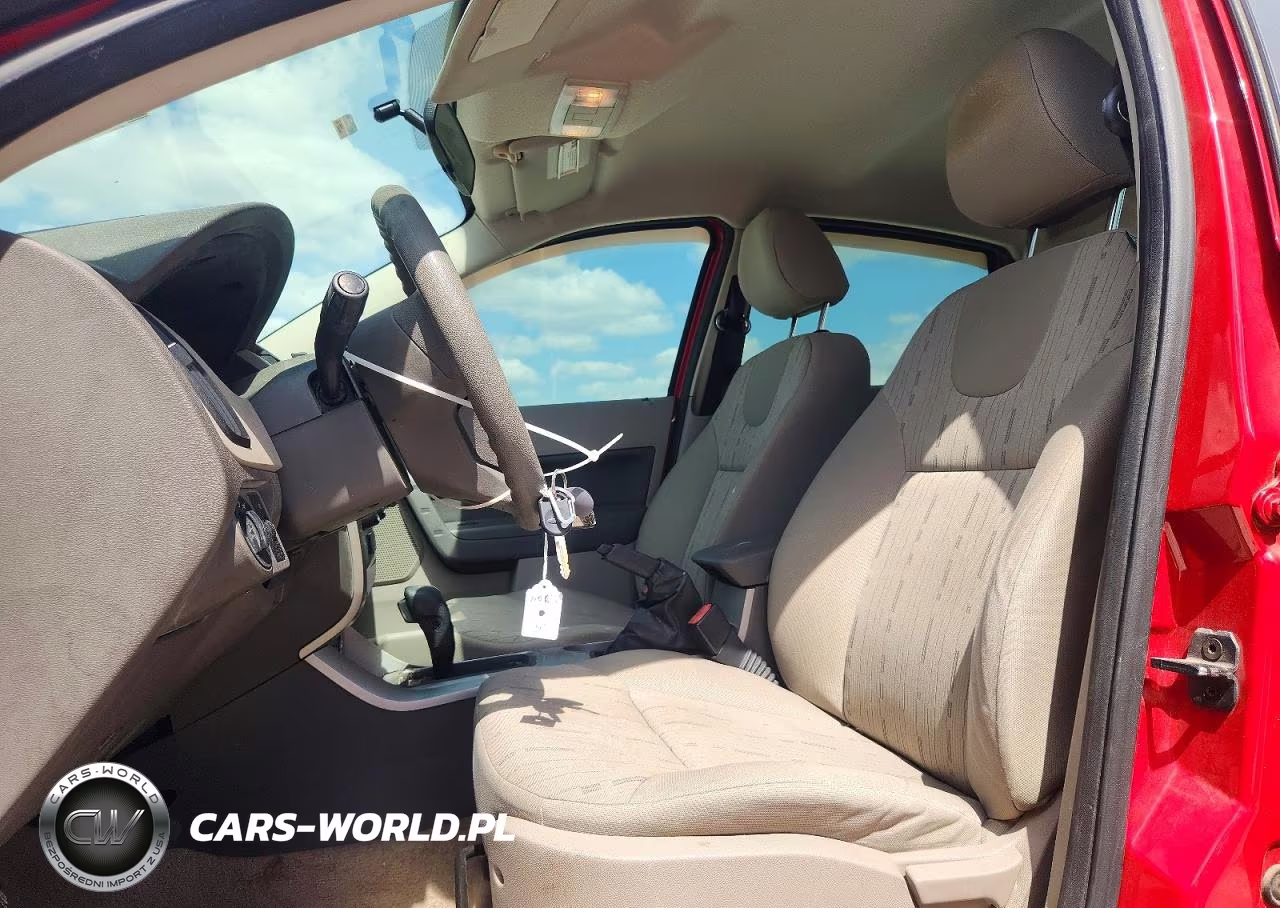 2008 Ford Focus Se VIN:1FAHP35NX8W152208 - 7
