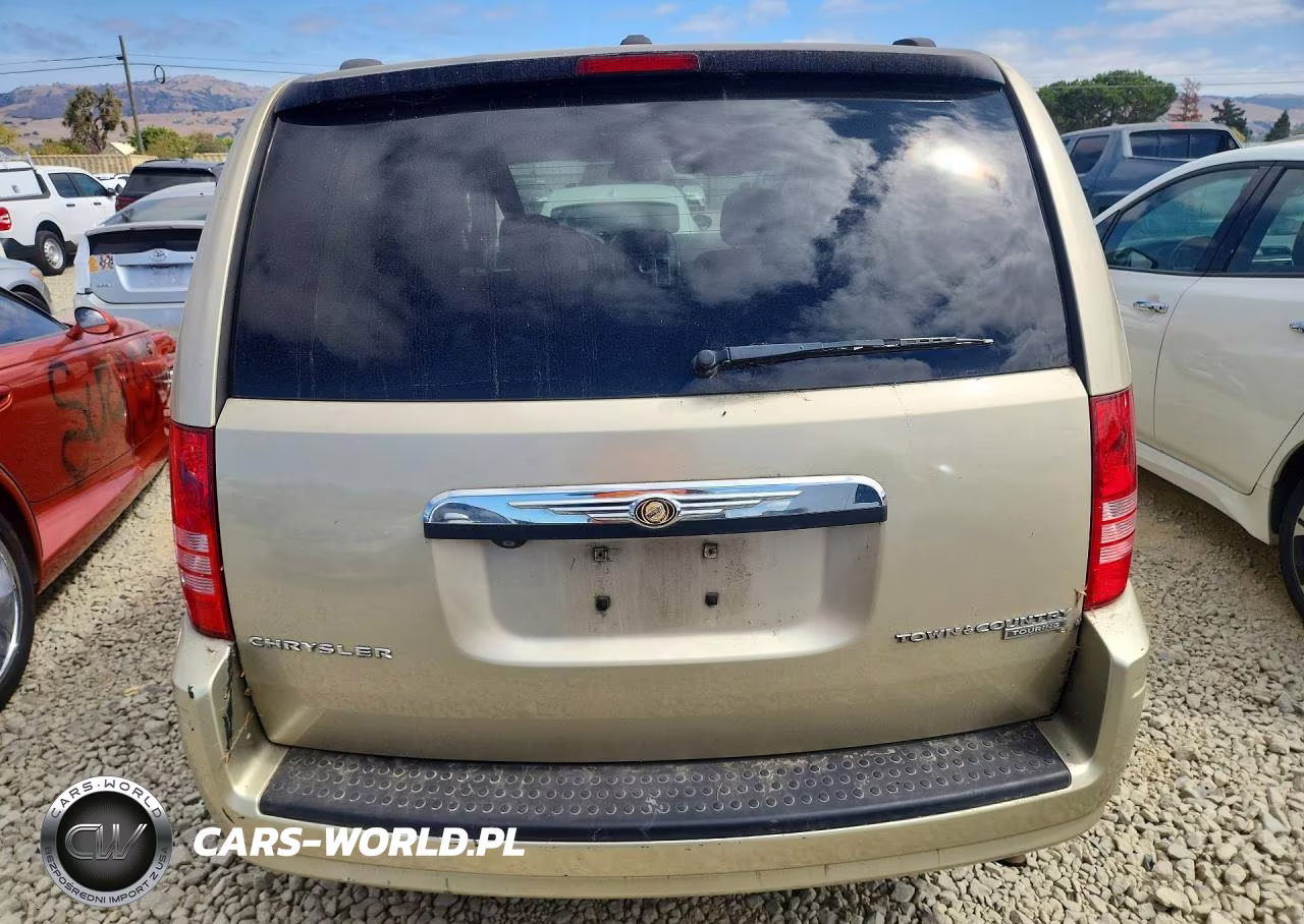 2010 Chrysler Town & Country Touring VIN:2A4RR5D12AR281667 - 6