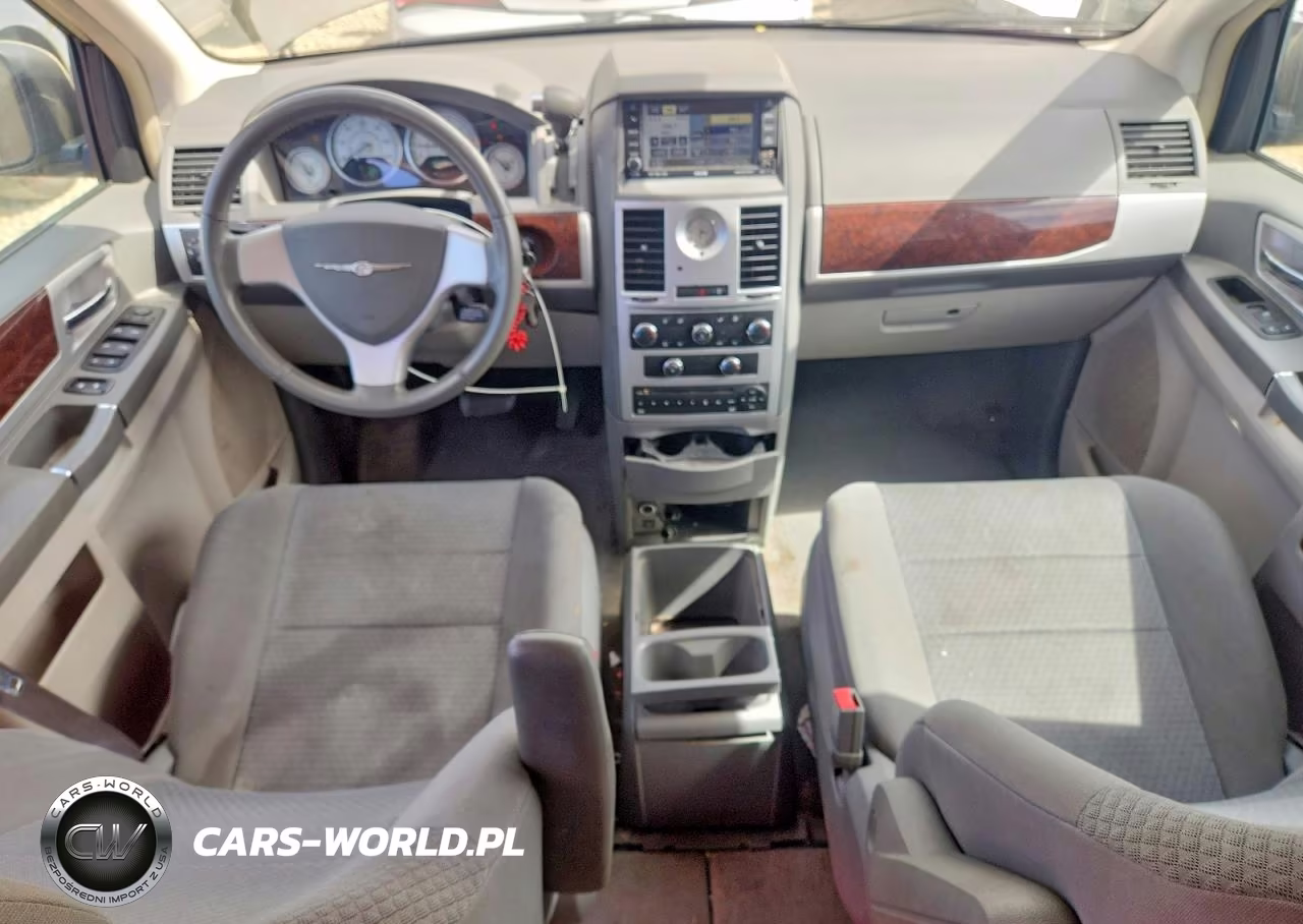 2010 Chrysler Town & Country Touring VIN:2A4RR5D12AR281667 - 8