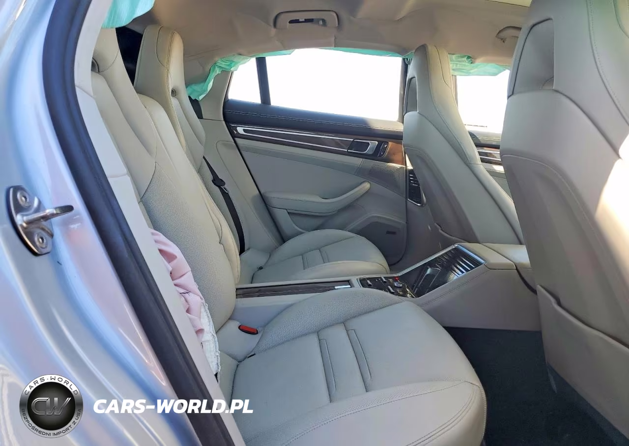 2018 Porsche Panamera 4 E-Hybrid VIN:WP0AE2A78JL127849 - 10