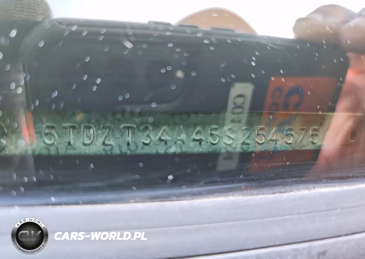 2005 Toyota Sequoia Sr5 VIN:5TDZT34A45S254575 - 13