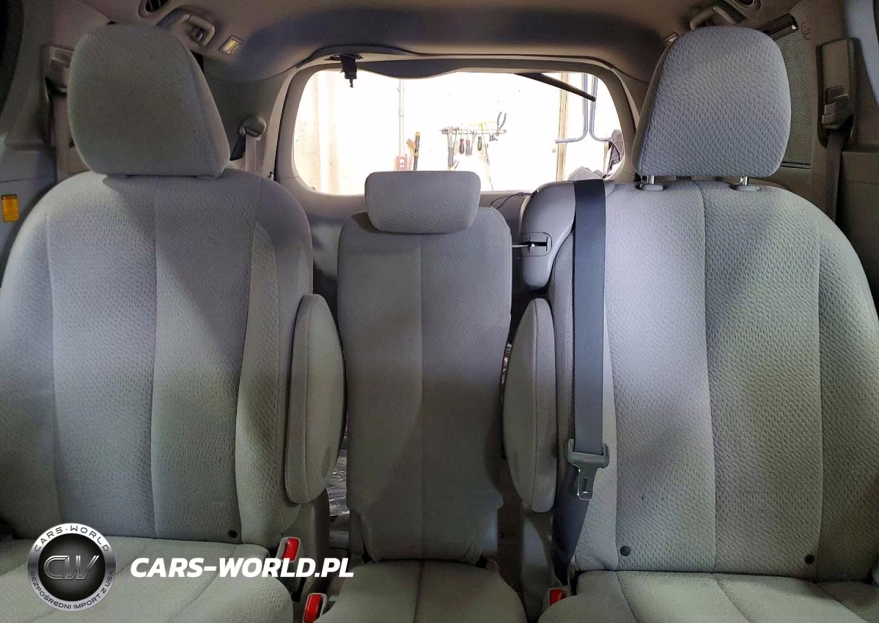 2012 Toyota Sienna Le VIN:5TDKK3DCXCS224841 - 10