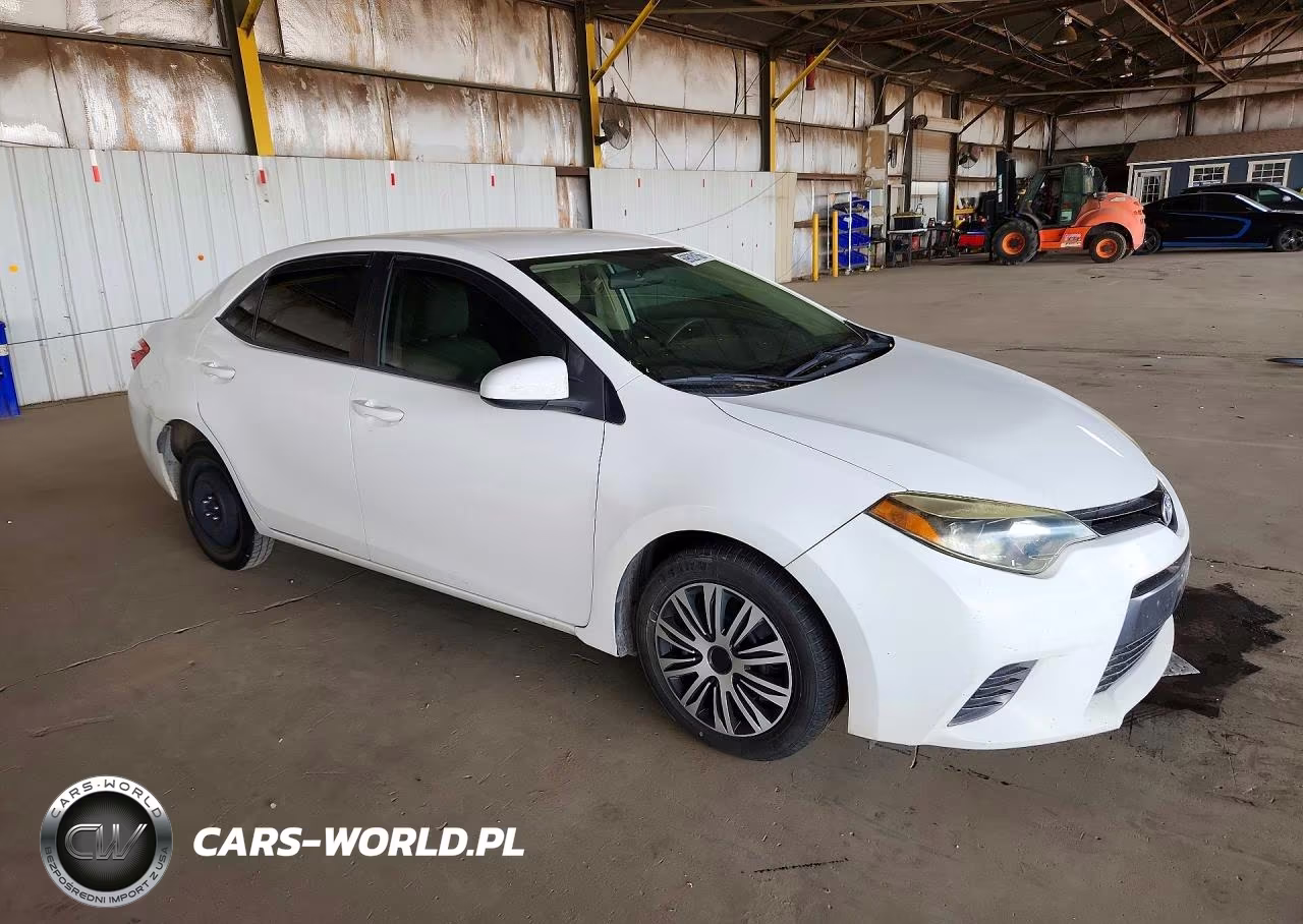 2015 Toyota Corolla Le VIN:2T1BURHE5FC351342 - 4