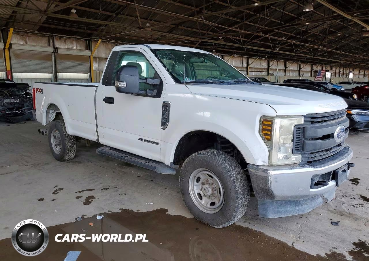 2018 Ford F250 Super Duty VIN:1FTBF2BT4JEB69937 - 4