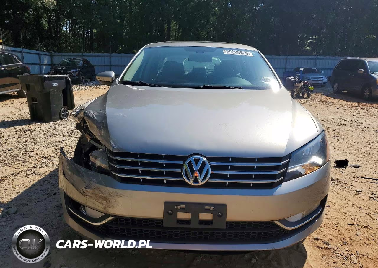 2012 Volkswagen Passat Sel VIN:1VWCM7A39CC104375 - 5