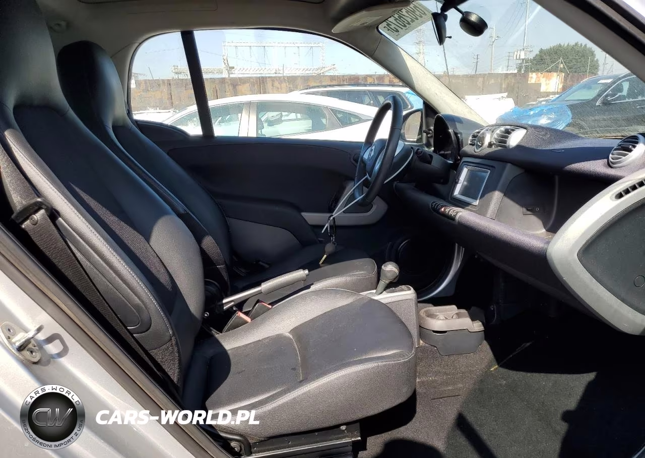 2015 Smart Fortwo Pure VIN:WMEEJ3BA1FK807250 - 10