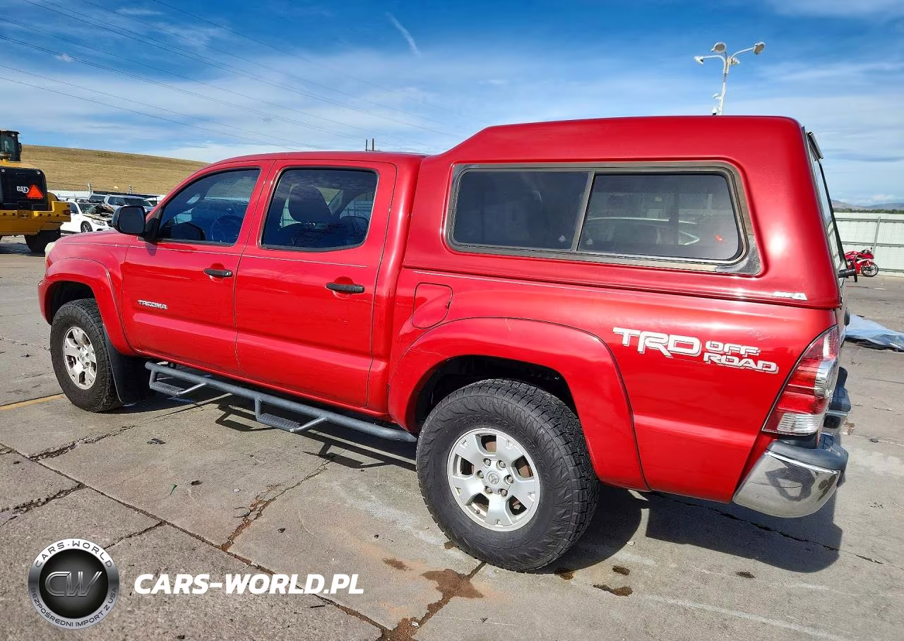 2015 Toyota Tacoma V6 VIN:5TFLU4EN4FX128402 - 2