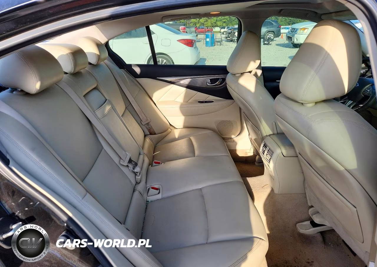 2017 Infiniti Q50 3.0T Premium VIN:JN1EV7AP8HM740656 - 10