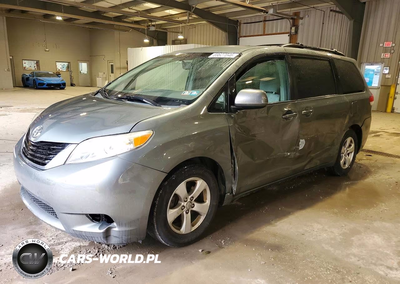 2014 Toyota Sienna Le VIN:5TDKK3DC7ES410355 - 1