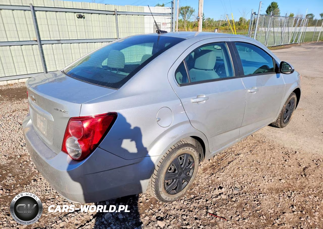 2014 Chevrolet Sonic Ls VIN:1G1JA5SH9E4157777 - 3