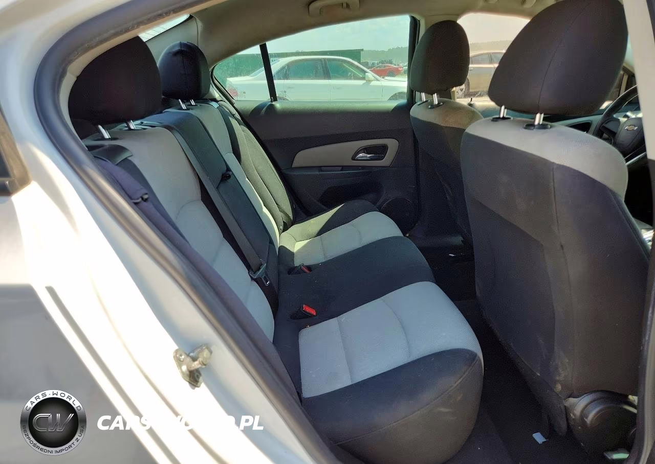 2014 Chevrolet Cruze Ls VIN:1G1PA5SH8E7230744 - 10