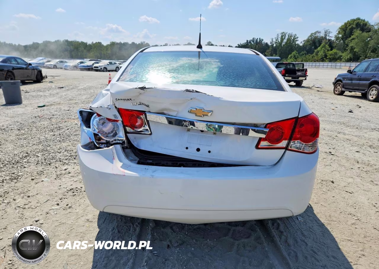 2014 Chevrolet Cruze Ls VIN:1G1PA5SH8E7230744 - 6
