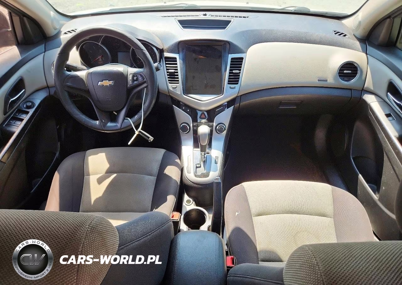 2014 Chevrolet Cruze Ls VIN:1G1PA5SH8E7230744 - 8