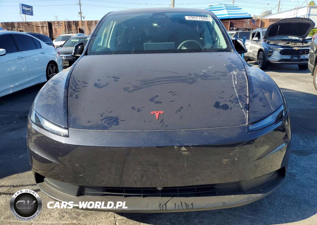 2026 Tesla Model Y VIN:7SAYGDED4TA695039 - 5
