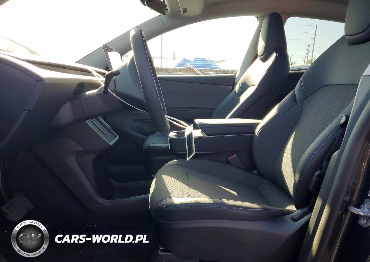 2026 Tesla Model Y VIN:7SAYGDED4TA695039 - 7