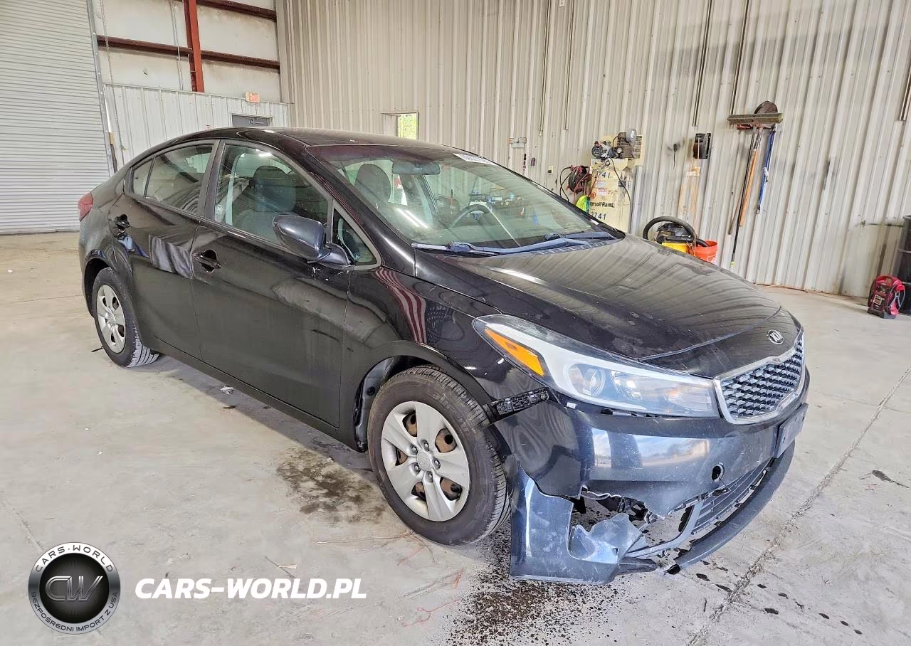 2018 Kia Forte Lx VIN:3KPFL4A76JE190836 - 4