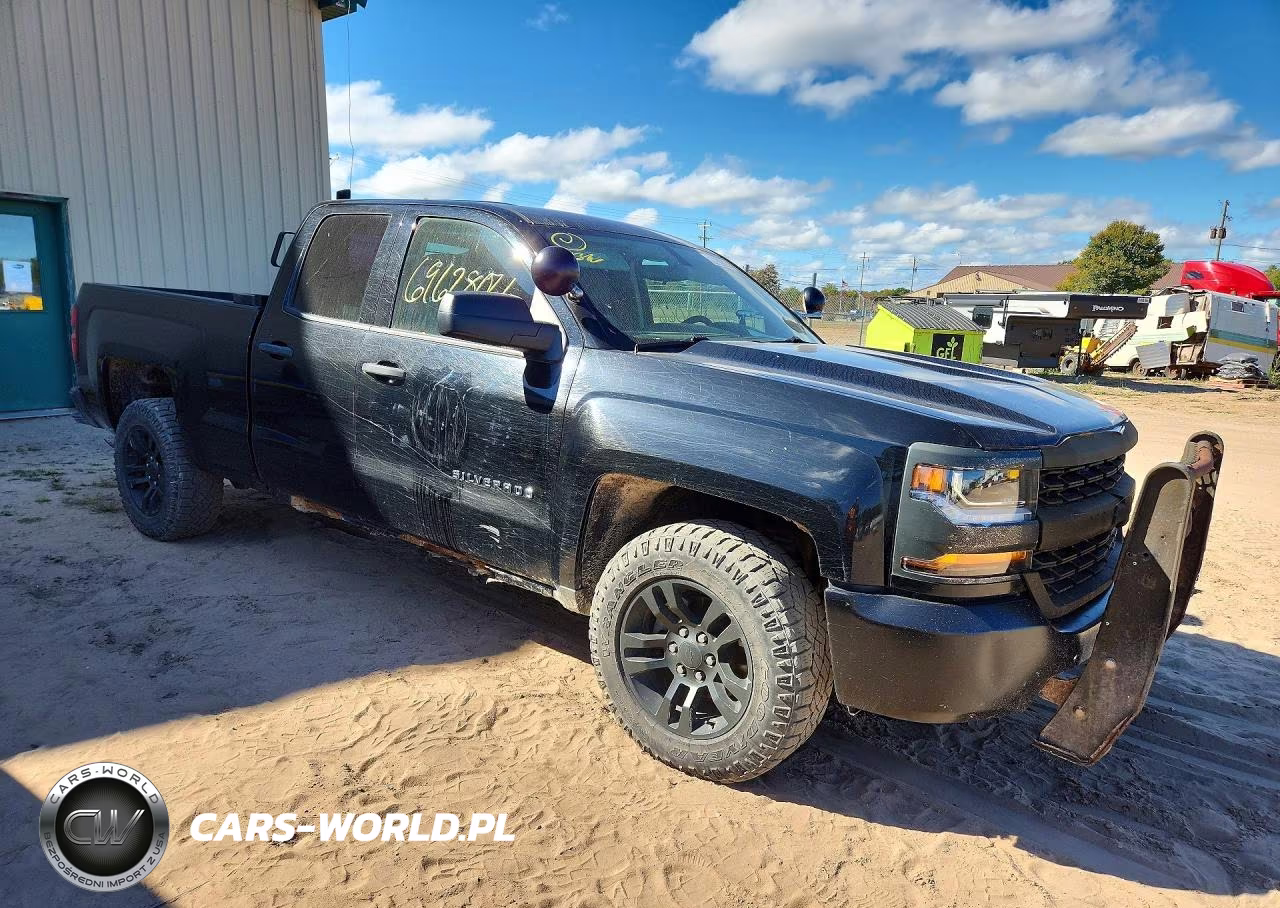 2016 Chevrolet Silverado K1500 VIN:1GCVKNEC9GZ294407 - 4