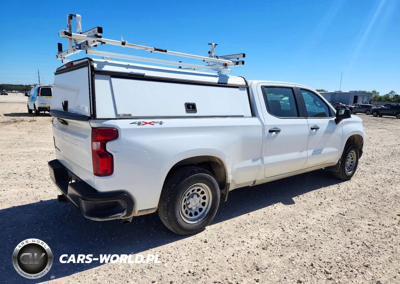 2024 Chevrolet Silverado K1500 VIN:3GCPDAEK1RG419129 - 3